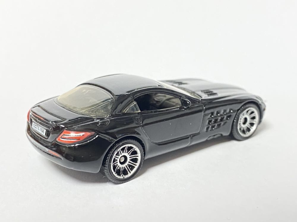 Mercedes Slr Mclaren - Matchbox toy car collectible - Main Image 2