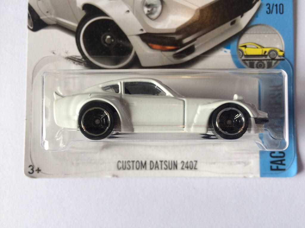 Custom Datsun 240Z (1972) - HW Car Culture - Cars & Donuts toy car collectible - Main Image 2