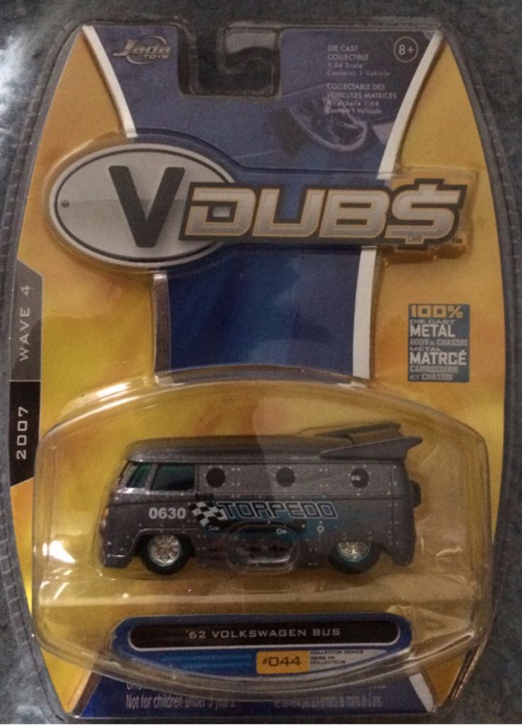 V-dubs ’62 Volkswagen Bus  toy car collectible - Main Image 1