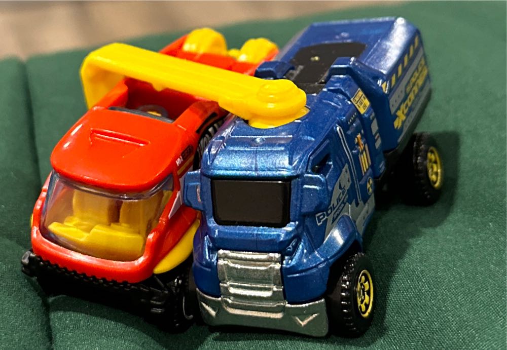 Xcanner  toy car collectible - Main Image 3