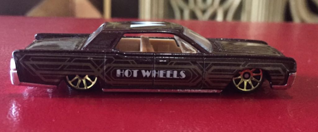 Lincoln Continental 1964 toy car collectible - Main Image 1