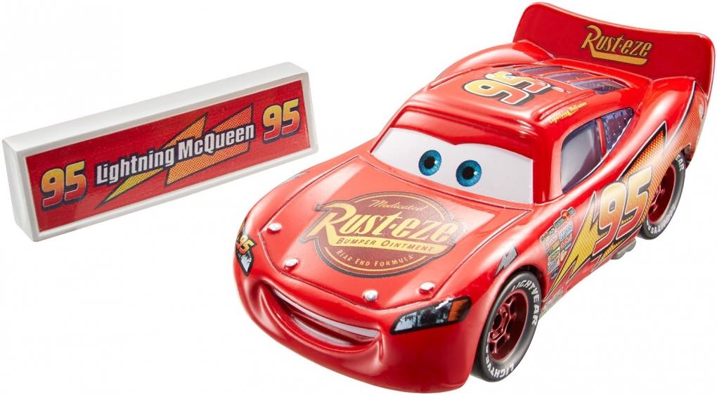 Lightning McQueen with Pit Stop Barrier - (2016 - Cars 2016) MOVIE MOMENTS (6) toy car collectible - Main Image 2