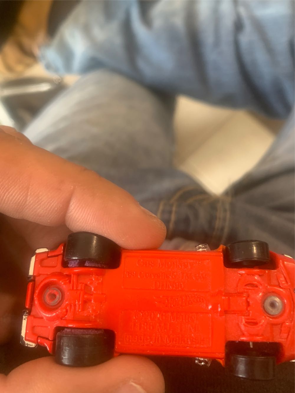 ‘68 Corvette Gas Monkey - HW Dream Garage - 2023 toy car collectible - Main Image 3