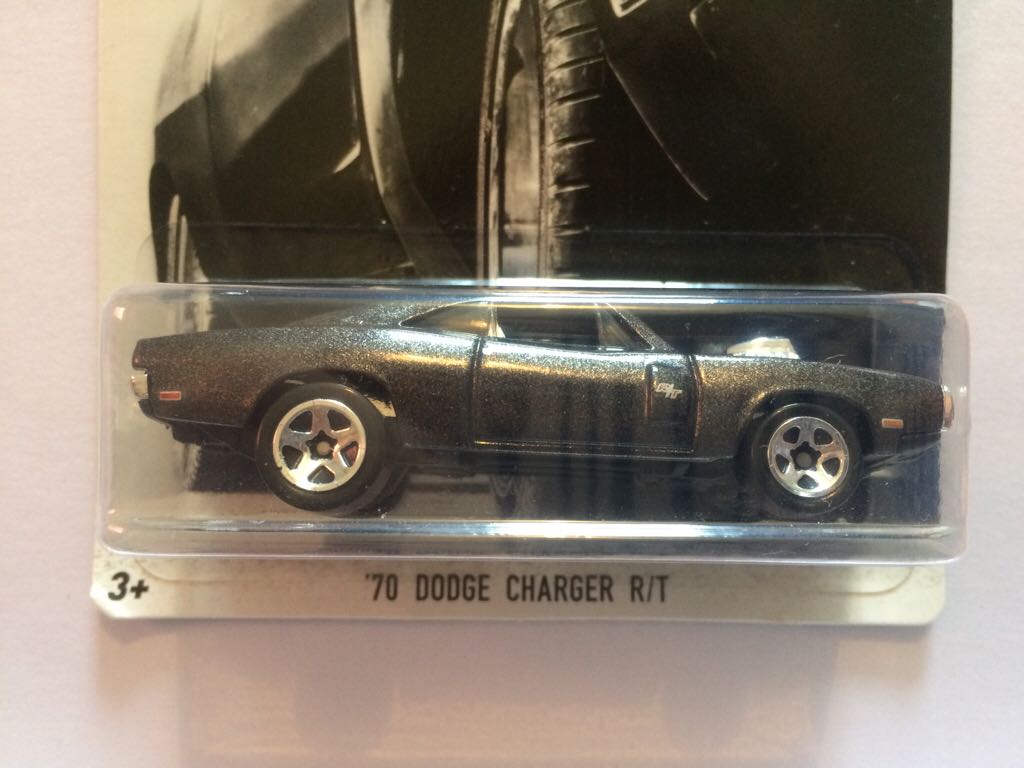 ’70 Dodge Charger R/T - 2016 Fast & Furious toy car collectible - Main Image 2
