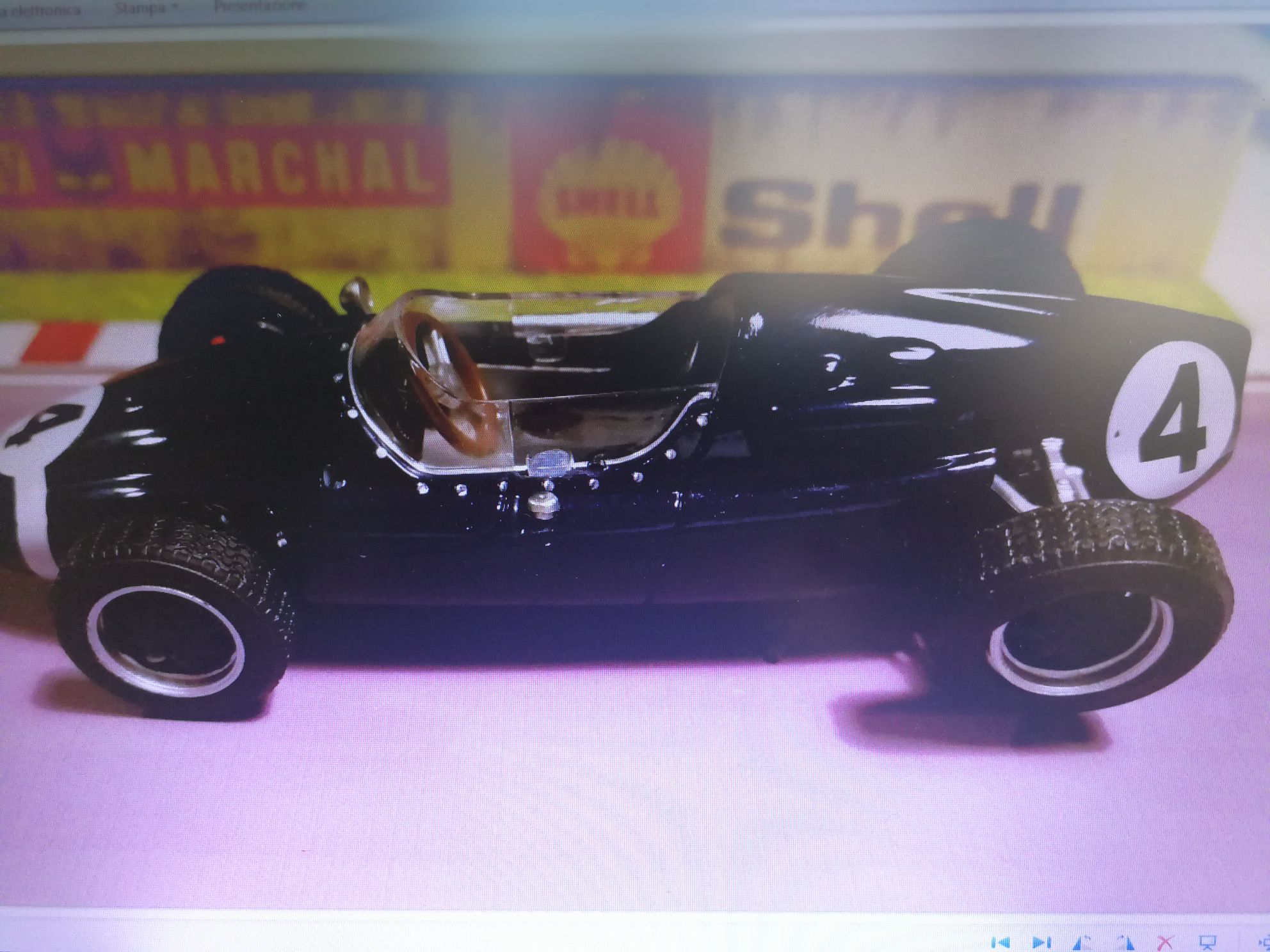 Cooper T51 climax - Formula 1 collez toy car collectible - Main Image 1