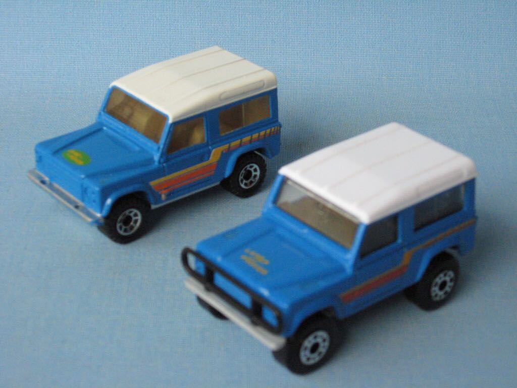 Matchbox 35 Land Rover 90 - 90 toy car collectible - Main Image 2