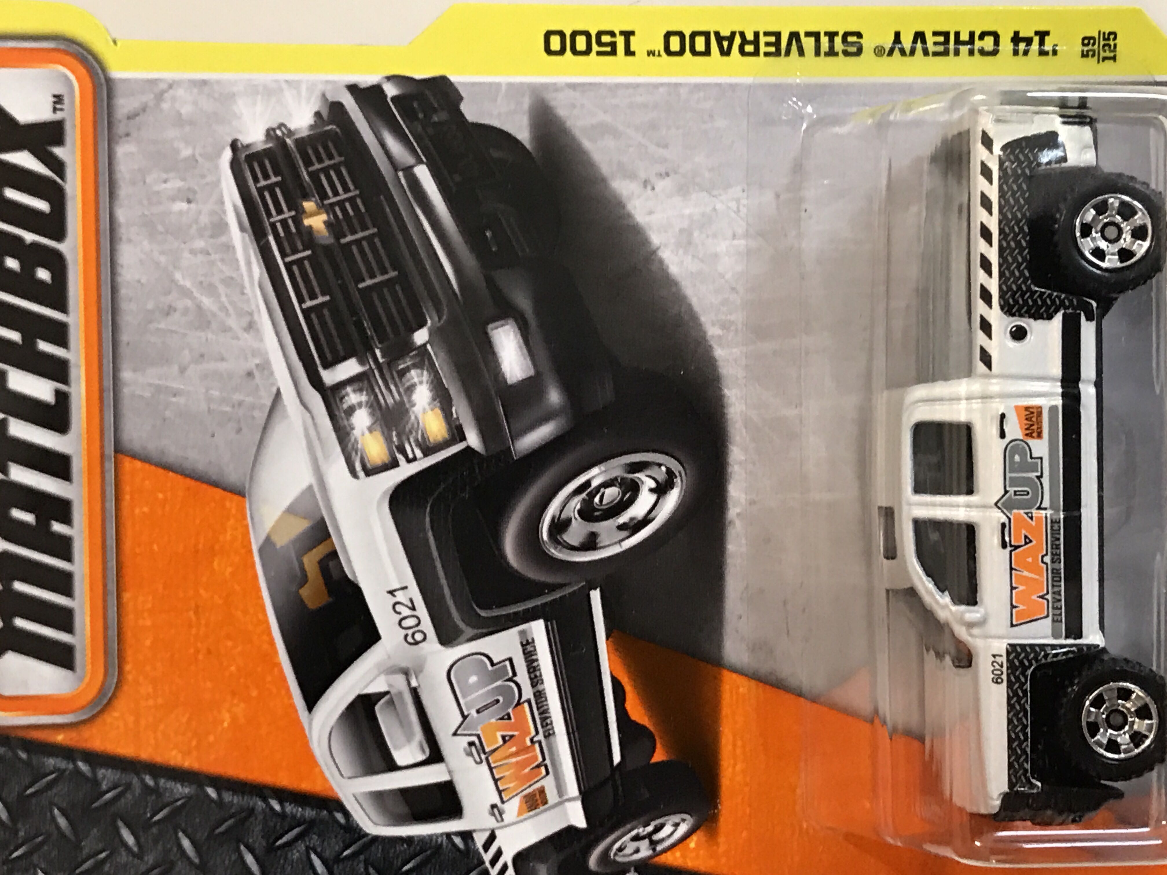 *Chevy Silverado 1500, Yellow & Gray, ’Matchbox Construction’ - MBX Construction 2023 toy car collectible - Main Image 3