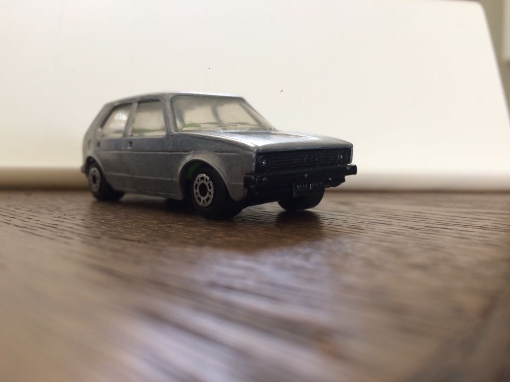 Volkswagen Golf  toy car collectible - Main Image 2