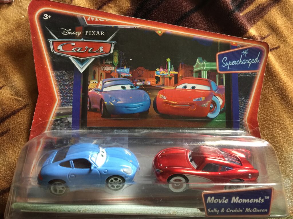 Movie Moments Sally And Cruisin’ Mcqueen   toy car collectible - Main Image 1