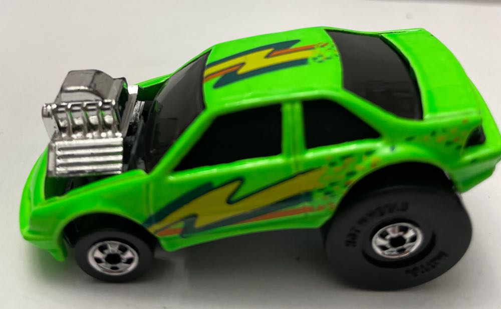 Race Ace (m) - California Customs toy car collectible - Main Image 2