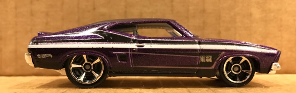 Ford Falcon XB ’73 - Muscle Mania Ford ’12 toy car collectible - Main Image 1