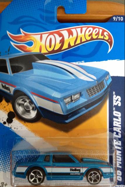 Buick Grand National - HW Performance 12 toy car collectible - Main Image 1