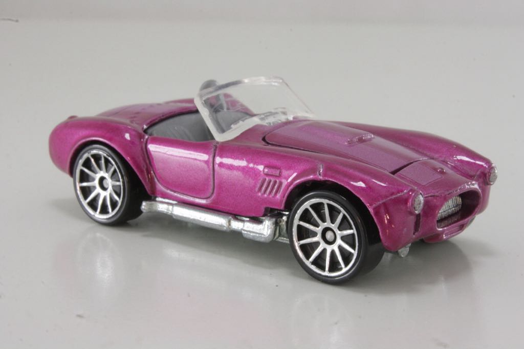 Shelby Cobra 427 S/C - Hot Wheels Stars Series toy car collectible - Main Image 2