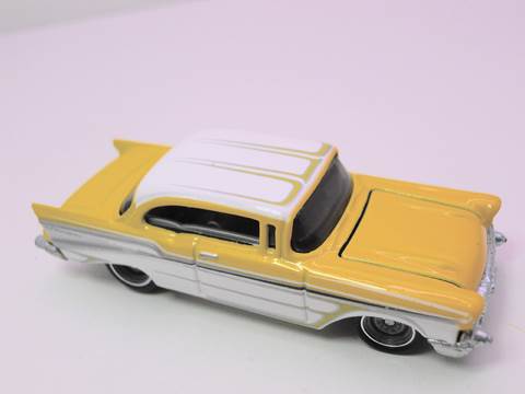 Chevy Bel Air 1957 - 2011 Hot Wheels Garage - GM toy car collectible - Main Image 1
