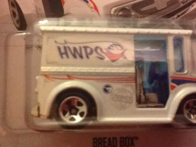 TH Bread Box White - Treasure hunt toy car collectible - Main Image 2