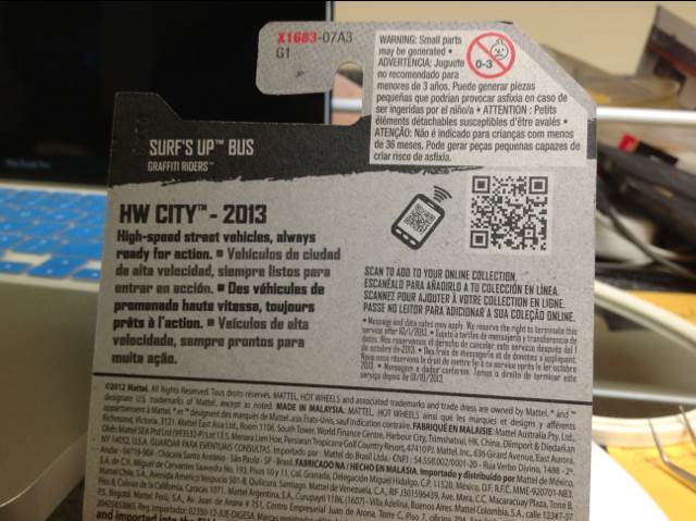 Surf’s Up Bus - 2013 HW City - Grafffiti Riders toy car collectible - Main Image 2