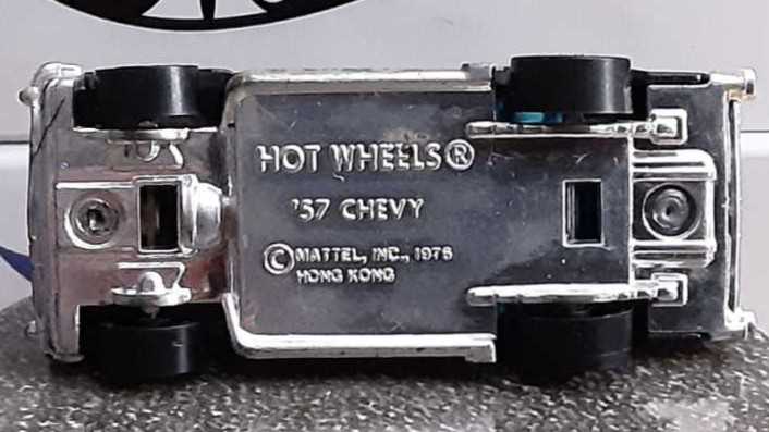 Chevy ’57 - Big Cat Customs toy car collectible - Main Image 3