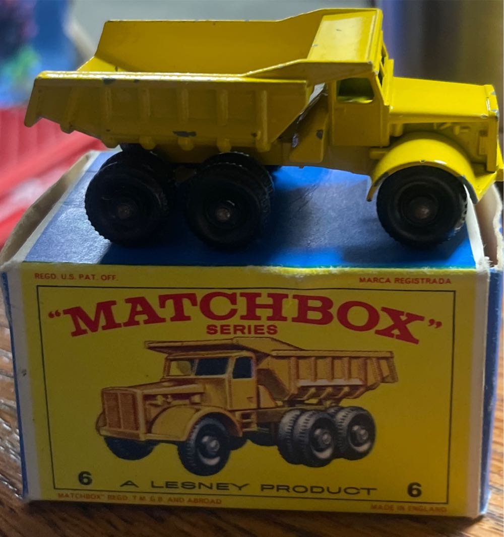 Euclid Quarry Truck - 1-75 Regular Wheels toy car collectible - Main Image 4