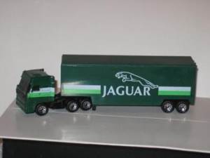 CY24A - DAF 3300 Truck - Jaguar Gift Set 50021-20 toy car collectible - Main Image 1