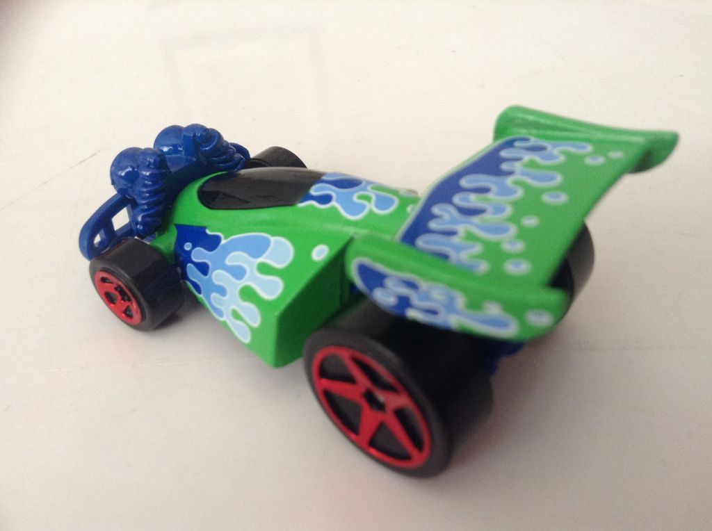 R.C. To Go - Disney Pixar toy car collectible - Main Image 2