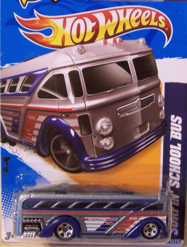 Surfin’ School Bus - 2013 HW City - Graffiti Rides toy car collectible - Main Image 2