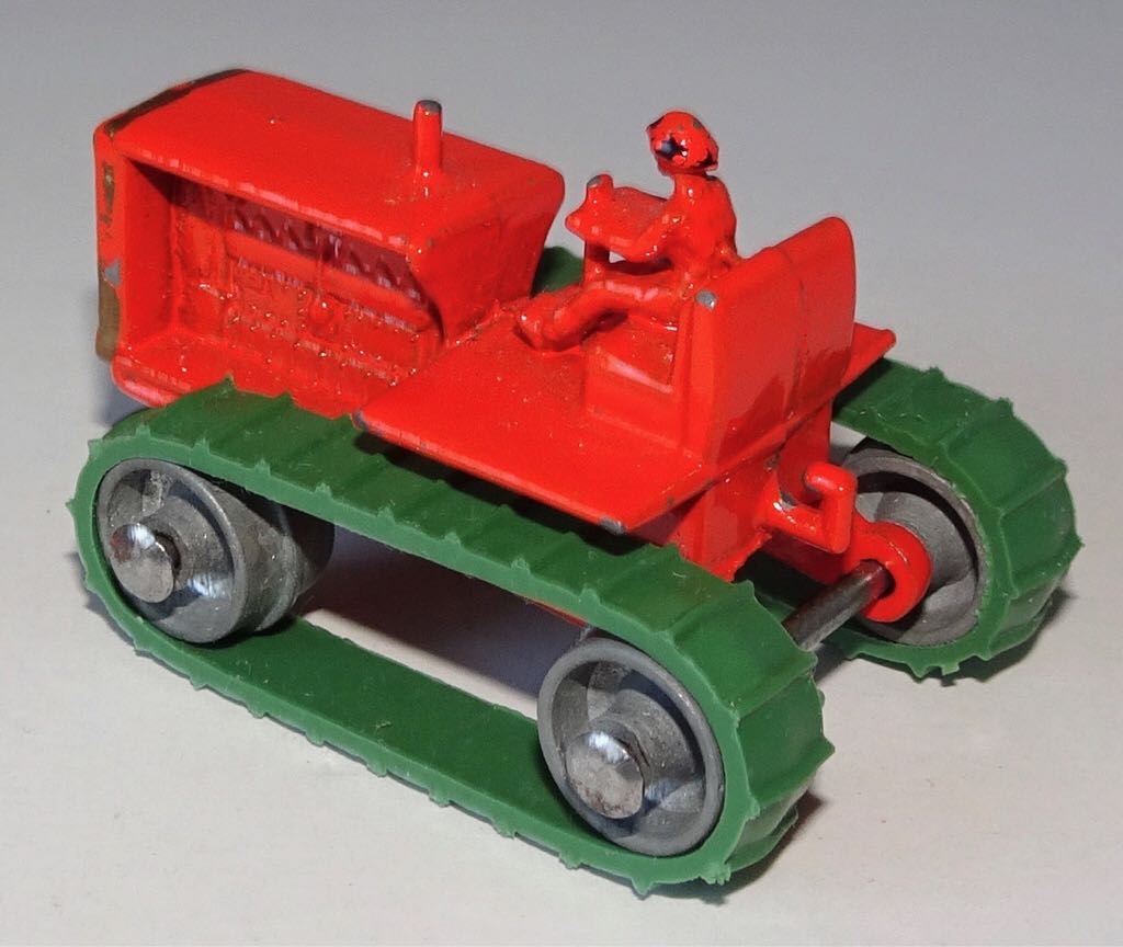 8A - 7 Caterpillar Tractor - 1-75 Matchbox toy car collectible - Main Image 2