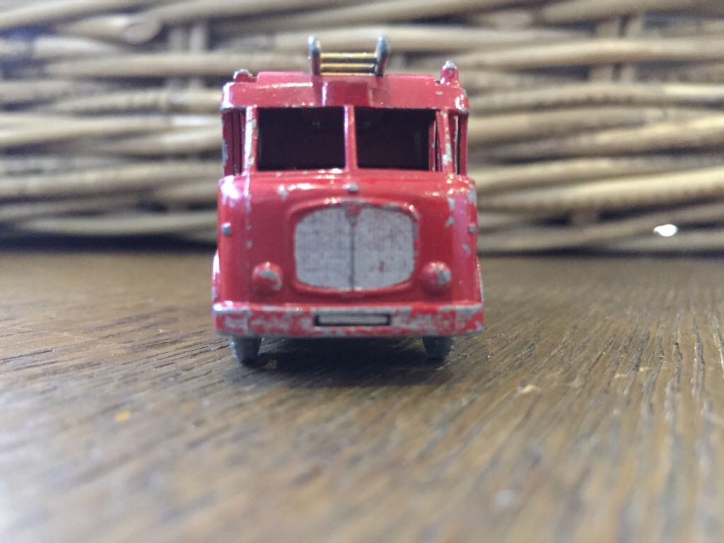 Merryweather Marquis Series 3 Fire Engine - 1-75 Regular Wheels toy car collectible - Main Image 2