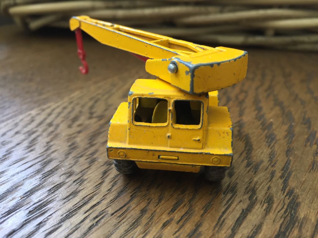 11C Taylor Jumbo Crane - Matchbox 75 RW toy car collectible - Main Image 2