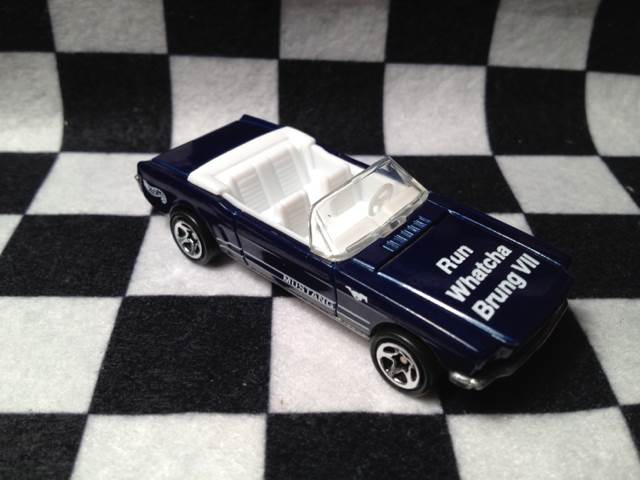 Hot Wheels Blue - Run Whatcha Brung VII toy car collectible - Main Image 2