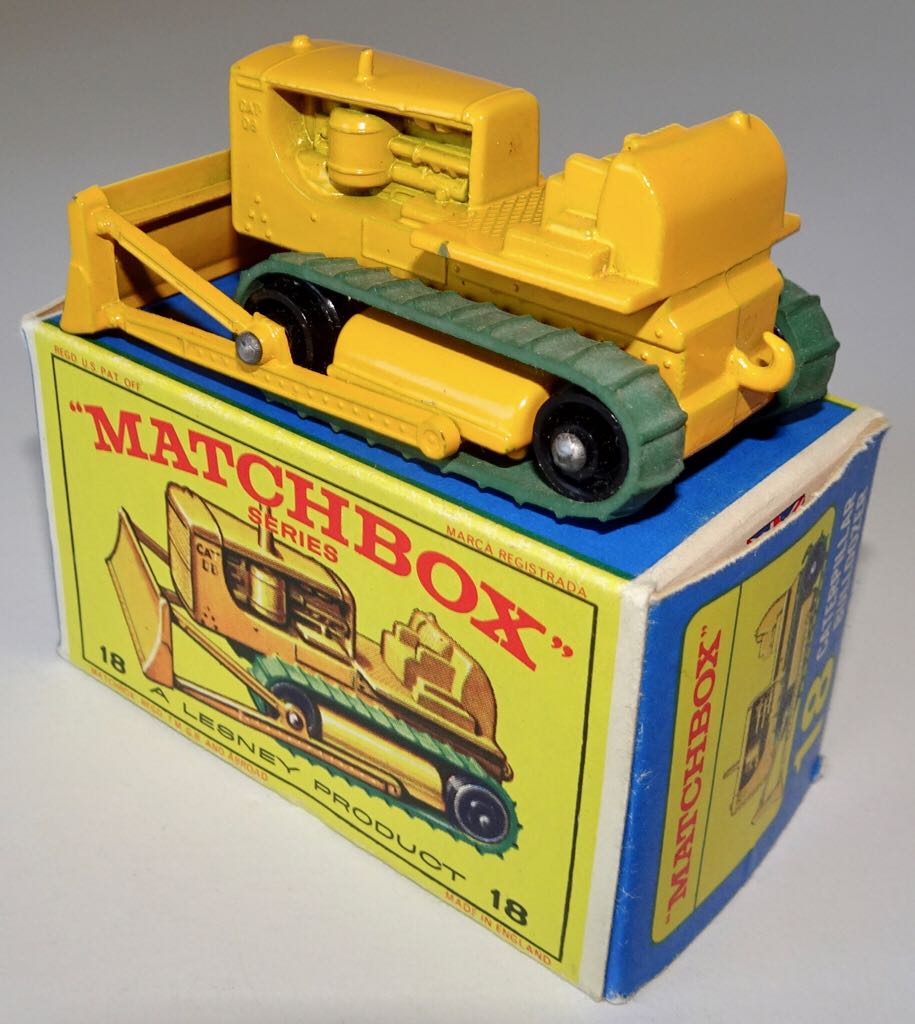 18D - Caterpillar Bulldozer - 1-75 Regular Wheels toy car collectible - Main Image 2