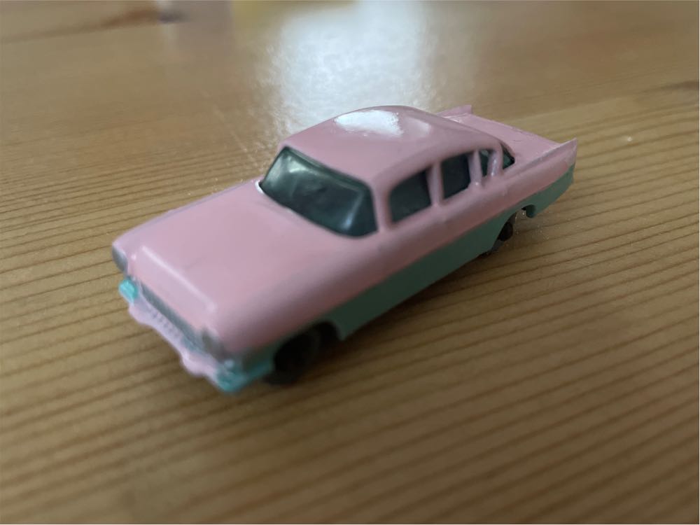 Vauxhall Cresta 22B-16 - 1-75 Matchbox toy car collectible - Main Image 3