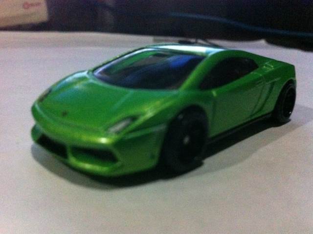 Lamborghini Gallardo LP560-4 - Speed Machines toy car collectible - Main Image 2