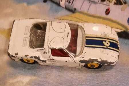 41 Ford GT  toy car collectible - Main Image 3