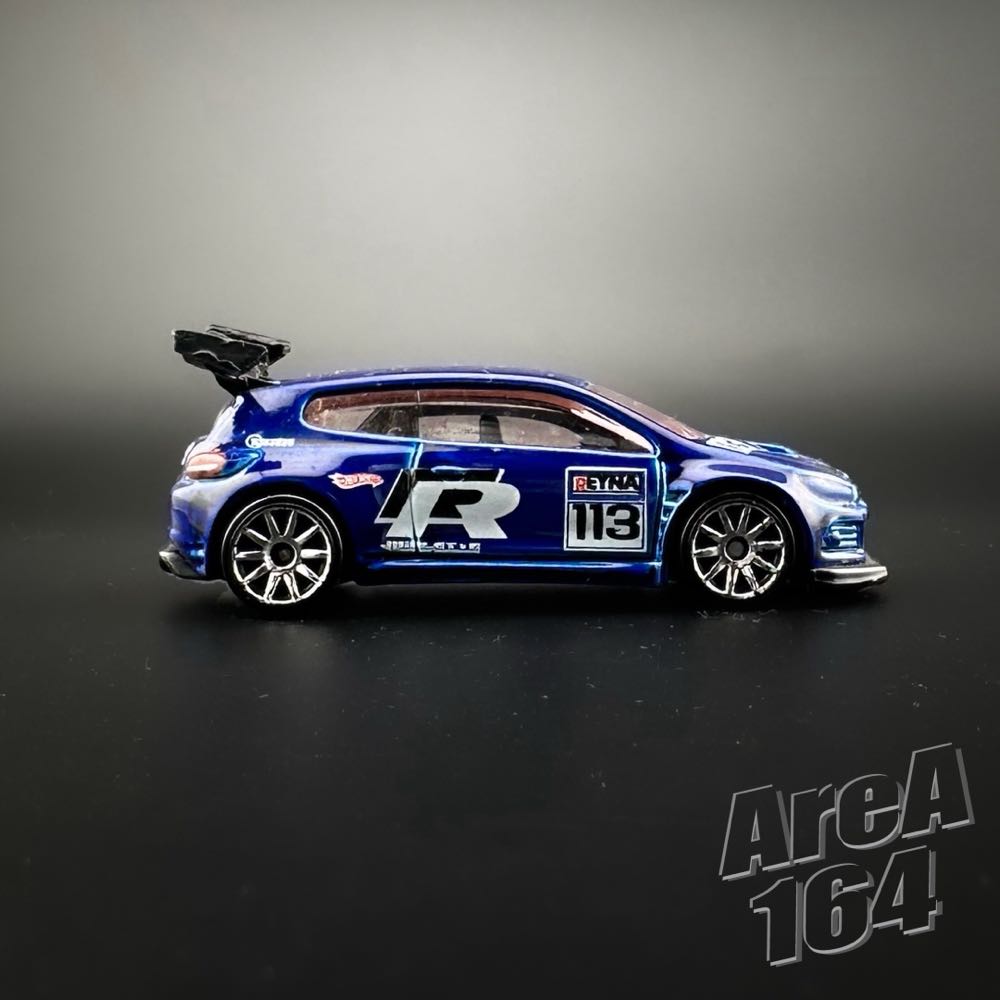 VW Scirocco GT 24 - Hot Wheels toy car collectible - Main Image 4