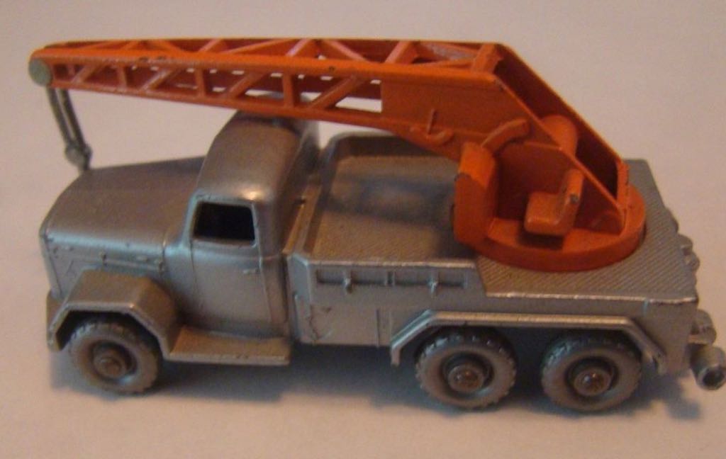 Magirus Deutz Crane Truck 30B-5 - 1-75 Regular Wheels toy car collectible - Main Image 2