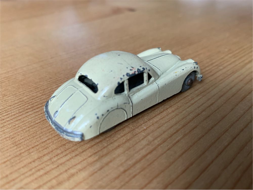 32A - Jaguar XK140 Coupe - 1-75 Regular Wheels toy car collectible - Main Image 3