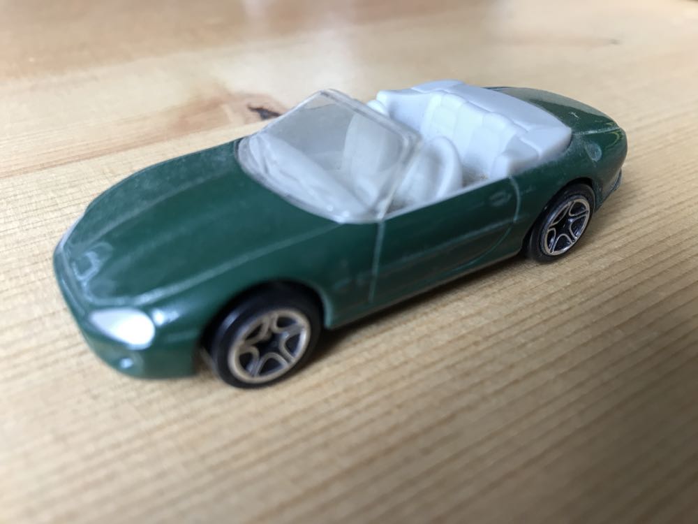 Jaguar XK8 - Matchbox 75 SF toy car collectible - Main Image 2