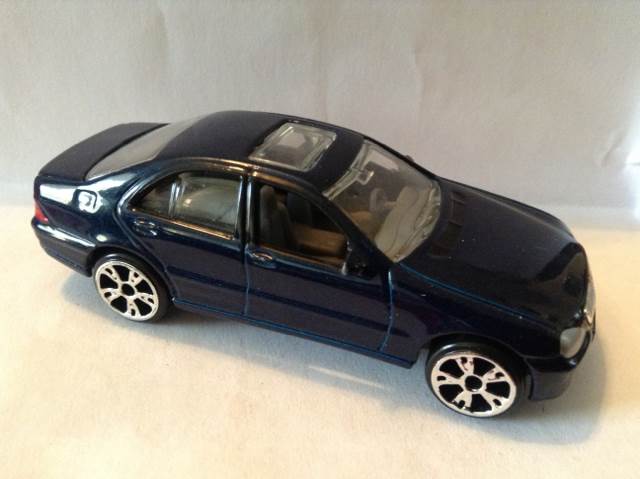 Mercedes S Class  toy car collectible - Main Image 1