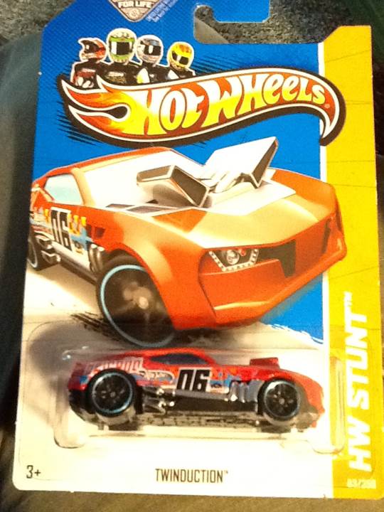 Twinduction - ‘13 HW Stunt - HW Drift Race toy car collectible - Main Image 1