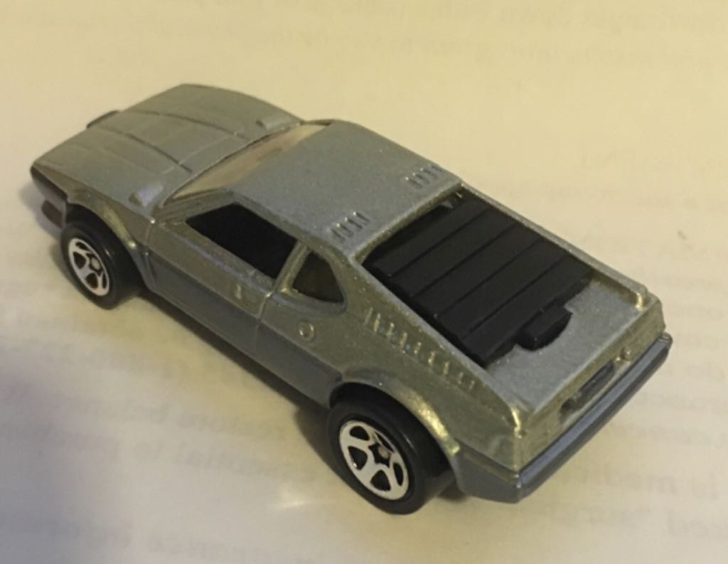 BMW M1 - Ultra Hots toy car collectible - Main Image 2
