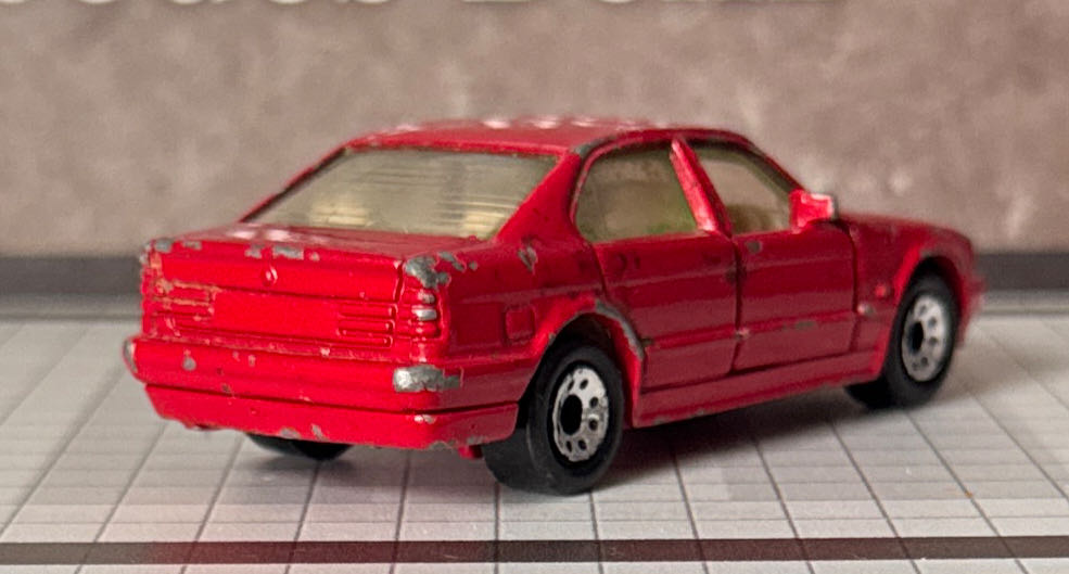 BMW 5 Series E34 - MBX Superfast toy car collectible - Main Image 2