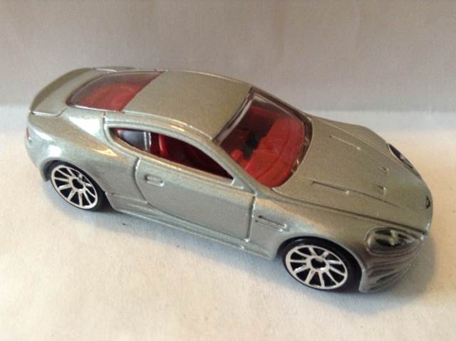 Aston Martin DBS (’10) - Asphalt Assault toy car collectible - Main Image 1
