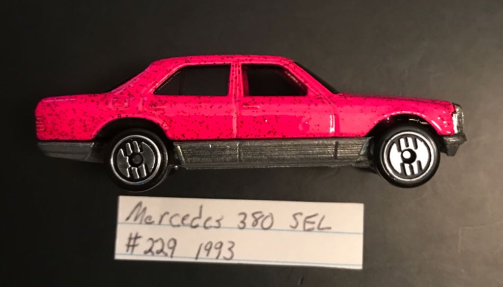 Mercedes 380 SEL  toy car collectible - Main Image 2