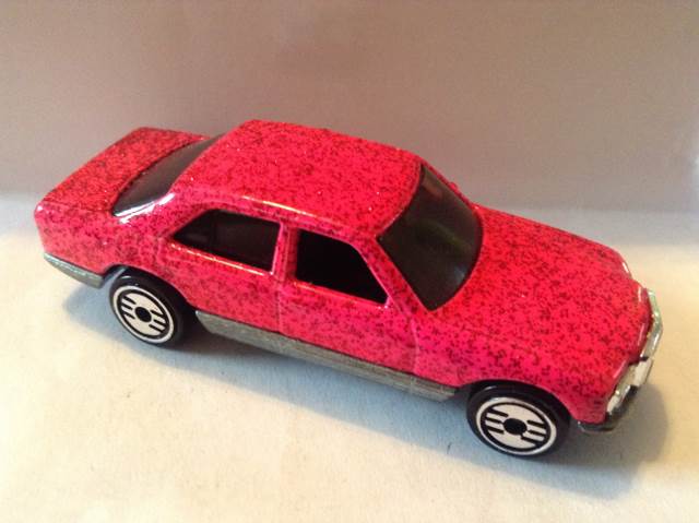 Mercedes 380 SEL toy car collectible - Main Image 1