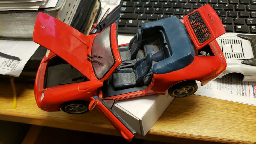 Porsche 911 Carrera Cabriolet - Matchbox 1-75 Superfast toy car collectible - Main Image 4