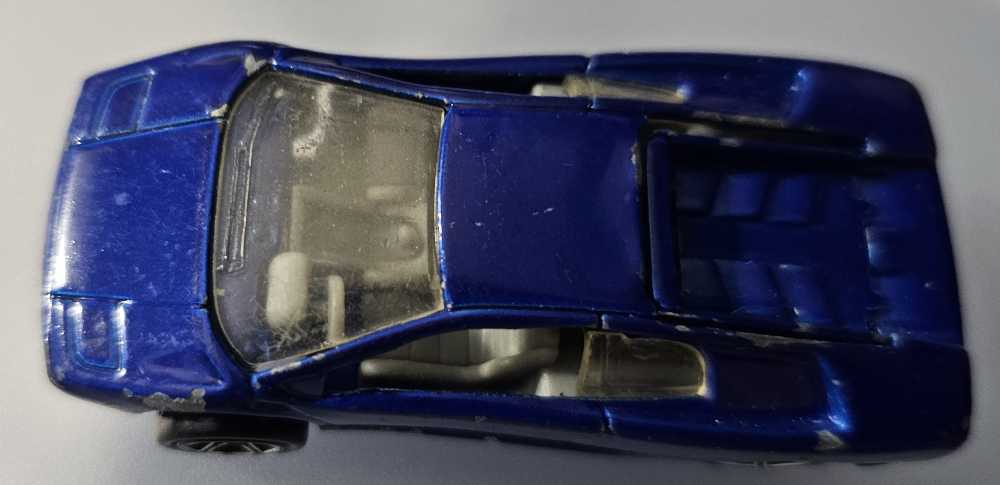 Lamborghini Diablo  toy car collectible - Main Image 3