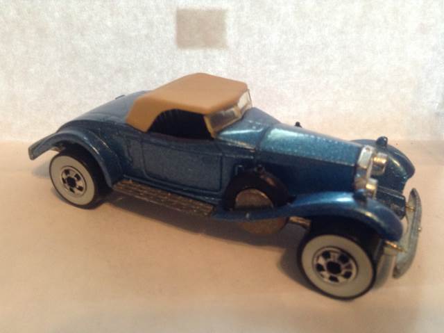 MBX688E - Jaguar E-Type Coupe