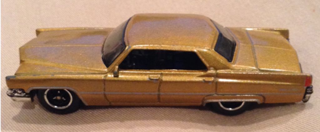 Cadillac Sedan Deville, 1969 - Hotwheels toy car collectible - Main Image 2