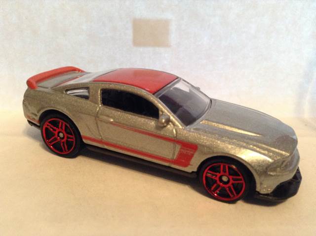 Ford Mustang Boss 302 Laguna Seca, 2012  toy car collectible - Main Image 1