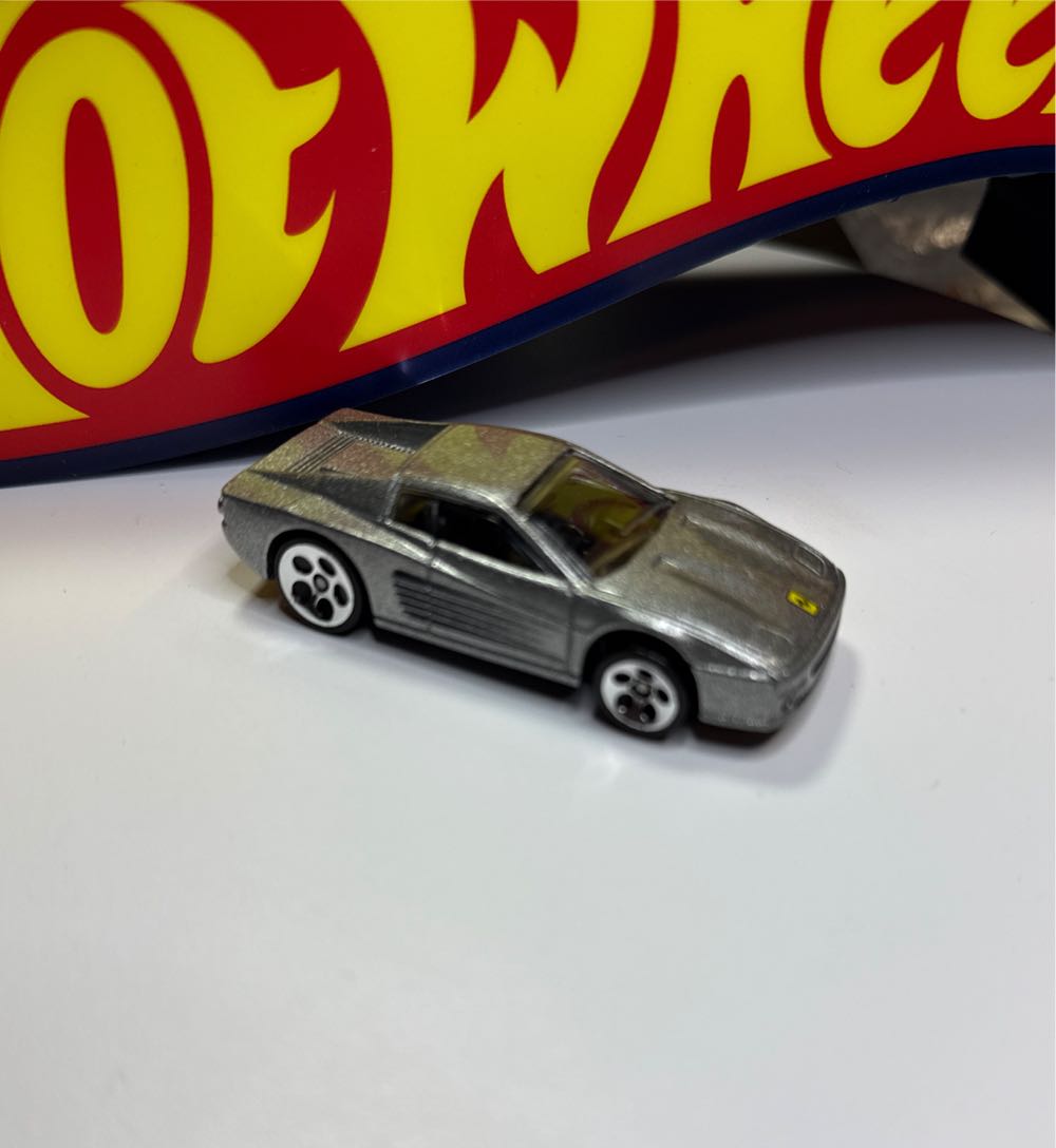 Ferrari F512M  toy car collectible - Main Image 2